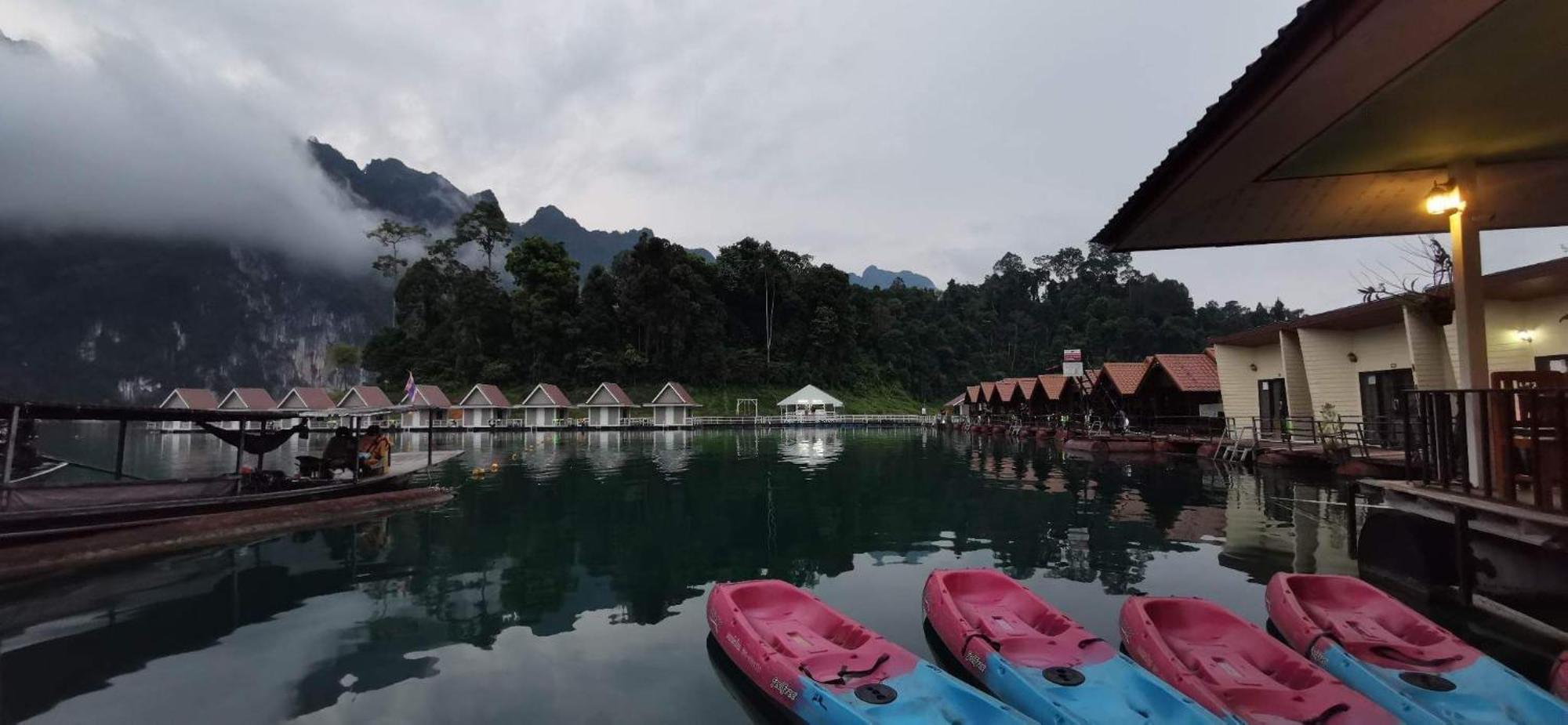 Khaosok Happy House Acomodação com café da manhã Khao Sok National Park Exterior foto
